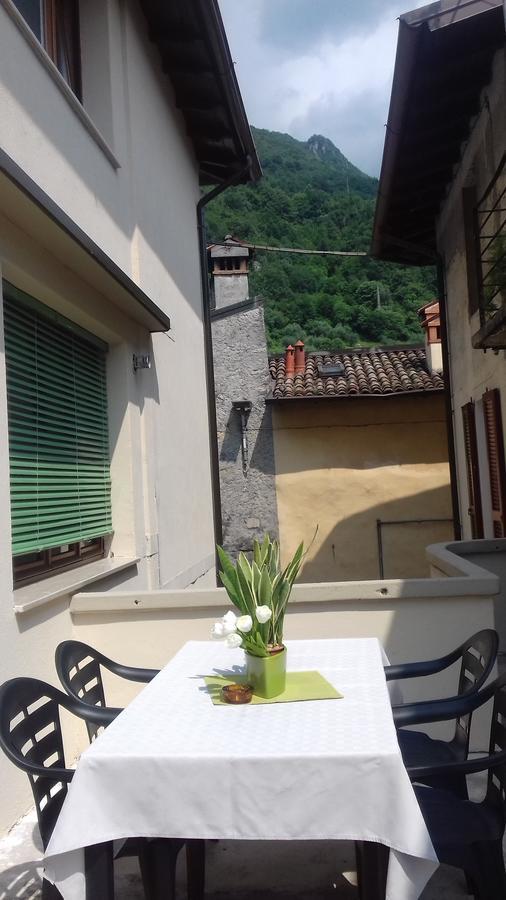 Casa Madali' - Nel Borgo Apartment Marone Exterior photo